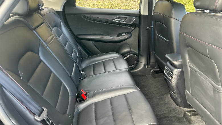 MG Hs 1.5 T-GDI Excite 5dr DCT Petrol Hatchback